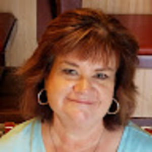 Meet your Posher, Suzanne